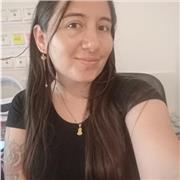 Soy una persona paciente, empática y muy proactiva, me gusta enseñar a niños y personas de todas las edades.